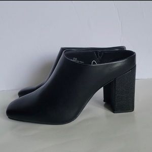 New A NEW DAY BLACK PAULA